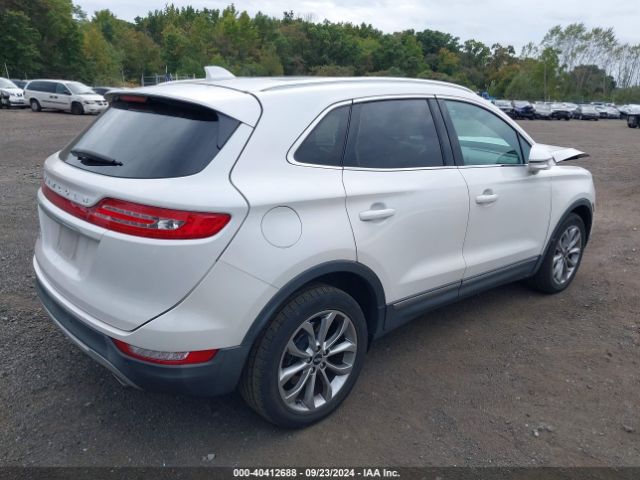 5LMCJ2D91KUL15117 Lincoln MKC SELECT