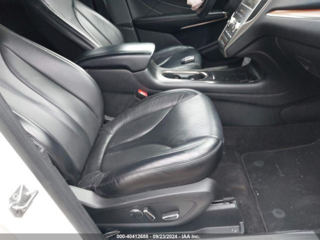 5LMCJ2D91KUL15117 Lincoln MKC SELECT