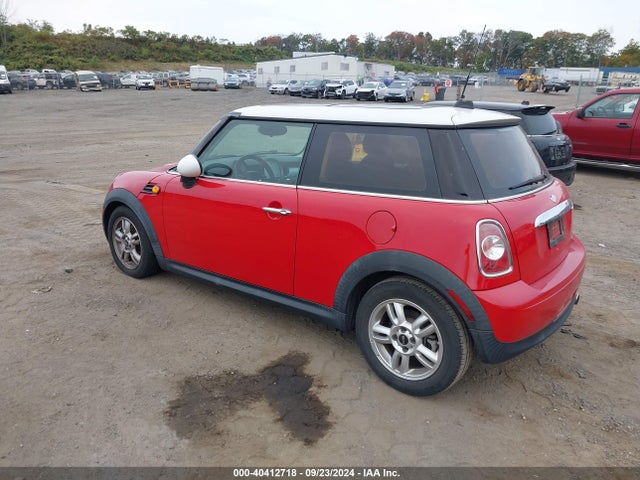 2013 MINI HARDTOP WMWSU3C50DT682997 Photo 2