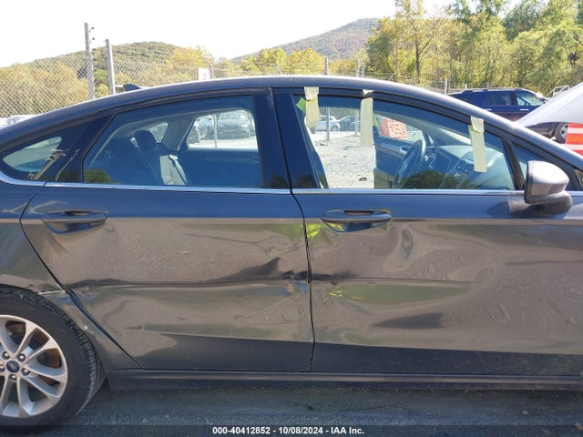 Ford FUSION SE 2019 3FA6P0HD8KR125995 Image 6