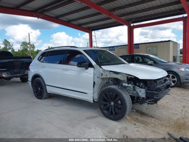 3VV3B7AX3LM167810 Volkswagen Tiguan 2.0t Se/2.0t Se R-line Black/2.0t Sel