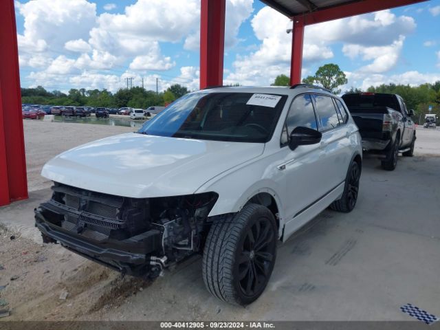 3VV3B7AX3LM167810 Volkswagen Tiguan 2.0t Se/2.0t Se R-line Black/2.0t Sel