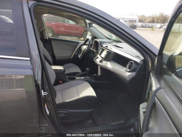 JTMRFREV7JD224486 Toyota Rav4 Xle