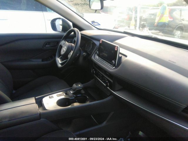 5N1BT3AA3RC670335 Nissan Rogue S Fwd