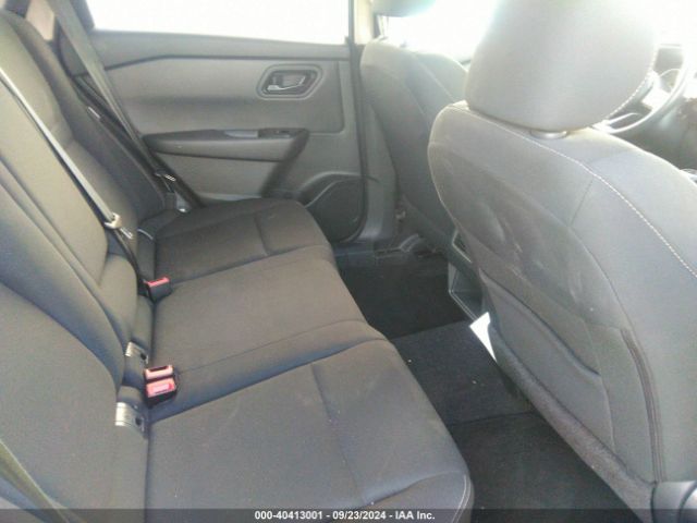 5N1BT3AA3RC670335 Nissan Rogue S Fwd