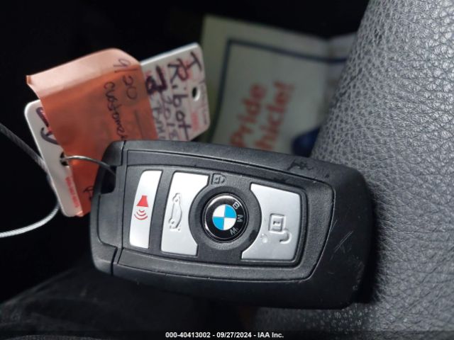 WBA8A3C56JA505364 BMW 320i Xdrive