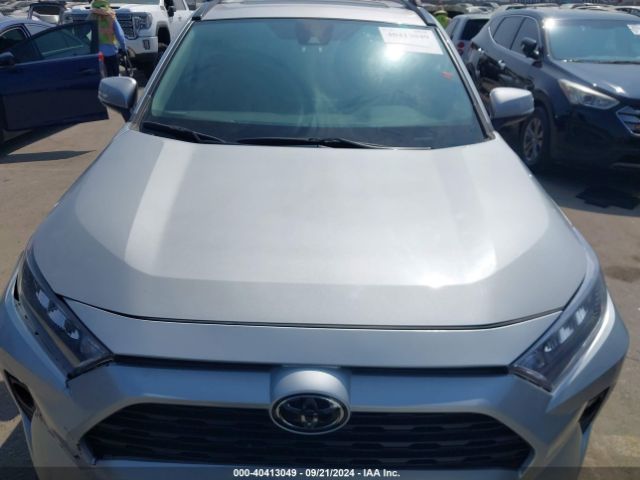 2T3C1RFV0MC163686 Toyota Rav4 Xle Premium