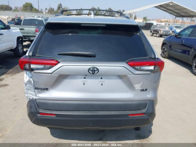 2T3C1RFV0MC163686 Toyota Rav4 Xle Premium