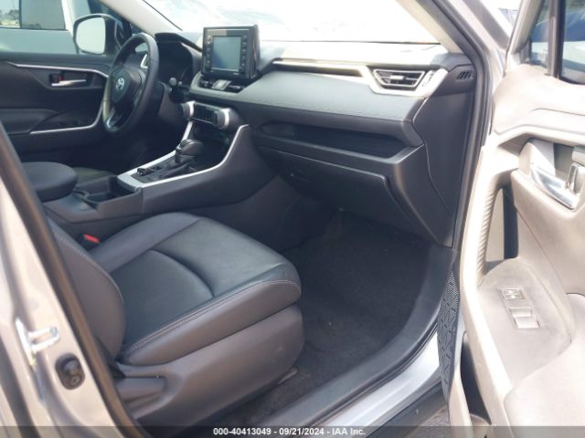 2T3C1RFV0MC163686 Toyota Rav4 Xle Premium