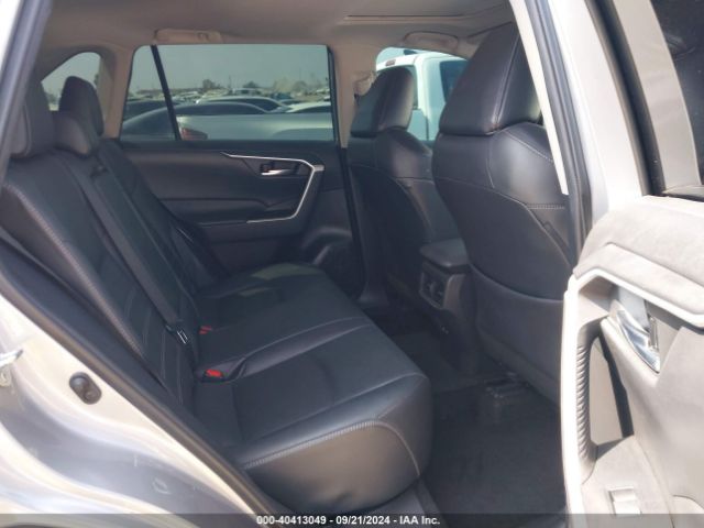 2T3C1RFV0MC163686 Toyota Rav4 Xle Premium