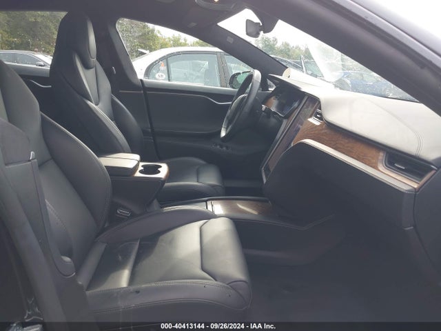 2019 TESLA MODEL S 5YJSA1E46KF349305 Photo 4