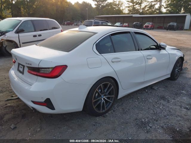 3MW5R1J08L8B24735 BMW 330I