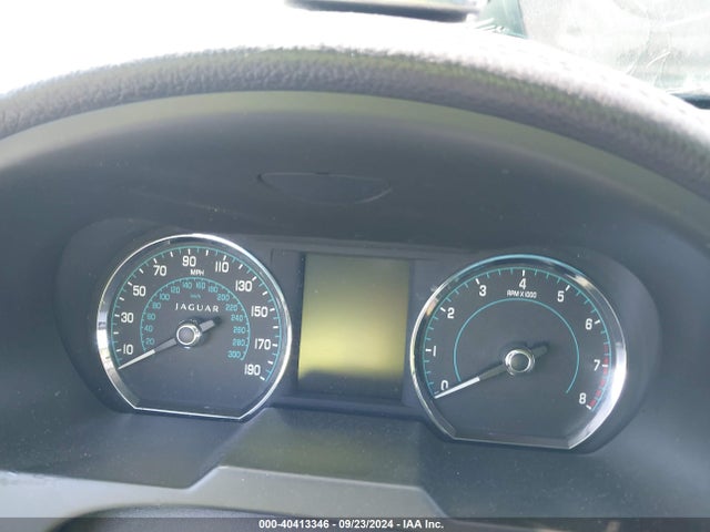 2013 JAGUAR XF SAJWA0ES1DPS87199 Photo 6