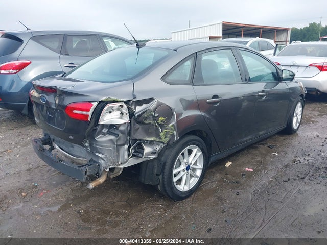 Ford FOCUS SE 2016 1FADP3F25GL235239 Image 4