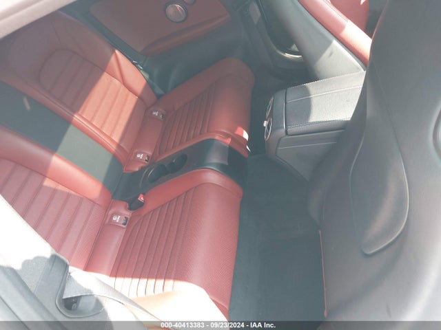 WDDWJ4KB1JF748595 Mercedes-Benz m274