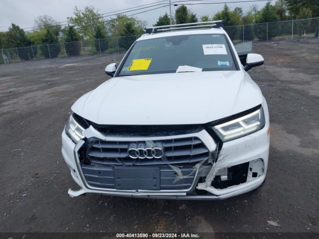 WA1BNAFYXJ2101219 Audi Q5 2.0t Premium/2.0t Tech Premium