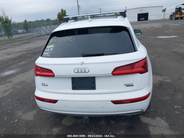 WA1BNAFYXJ2101219 Audi Q5 2.0t Premium/2.0t Tech Premium