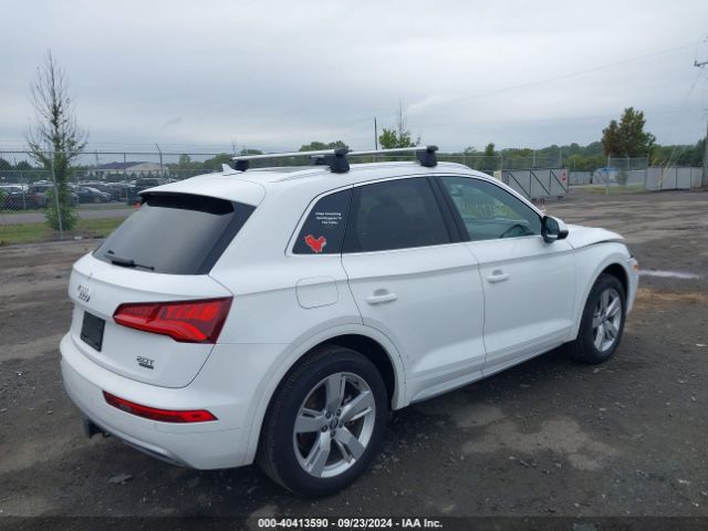 WA1BNAFYXJ2101219 Audi Q5 2.0t Premium/2.0t Tech Premium