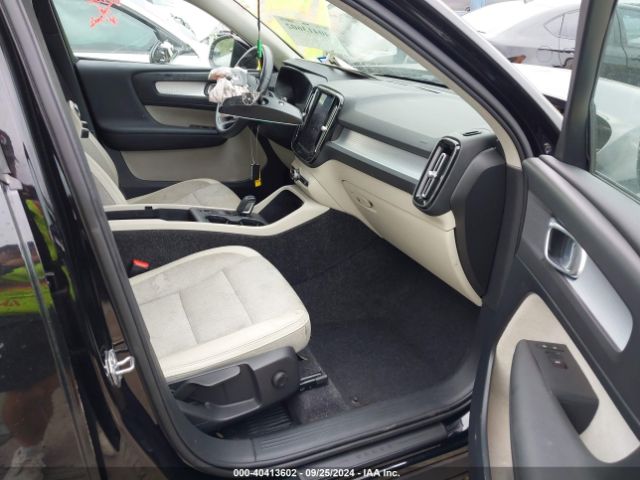 YV4AC2HK2L2170928 Volvo Xc40 T4 Momentum