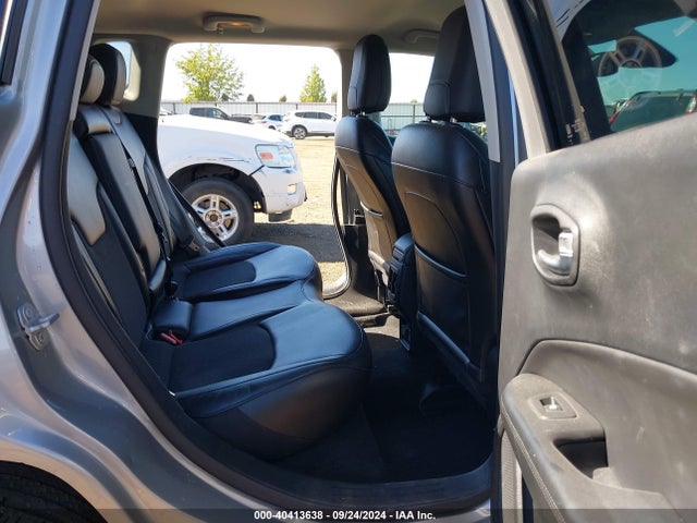 3C4NJDBB9LT164928 Jeep Compass Altitude 4x4