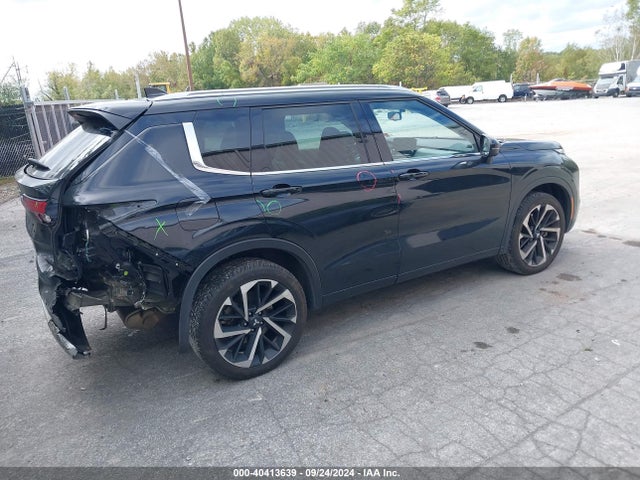 2022 MITSUBISHI OUTLANDER JA4J4VA8XNZ085078 Photo 3