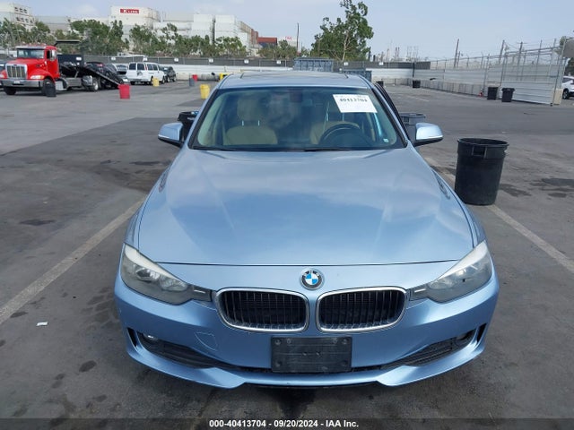 BMW 320i 2014 WBA3B1C54EP680825 Image 12