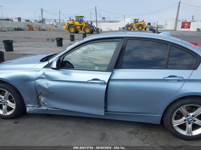BMW 320i 2014 WBA3B1C54EP680825 Image 14