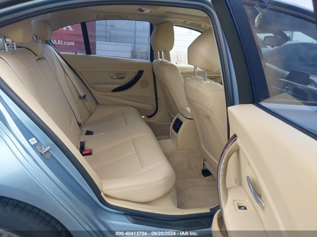BMW 320i 2014 WBA3B1C54EP680825 Image 8