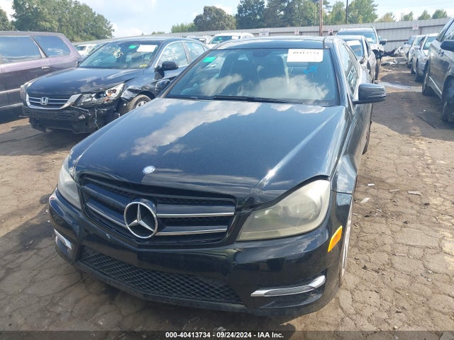 Mercedes-Benz C 250 2014 WDDGJ4HB0EG162952 Image 12