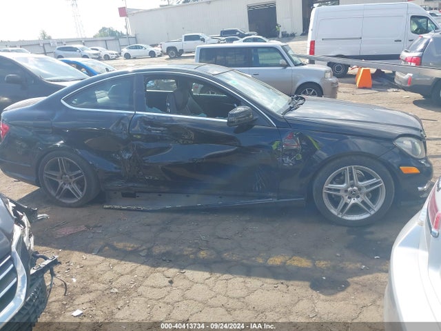 Mercedes-Benz C 250 2014 WDDGJ4HB0EG162952 Image 13