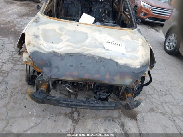 KM8J3CA49HU445125 Hyundai TUCSON SE
