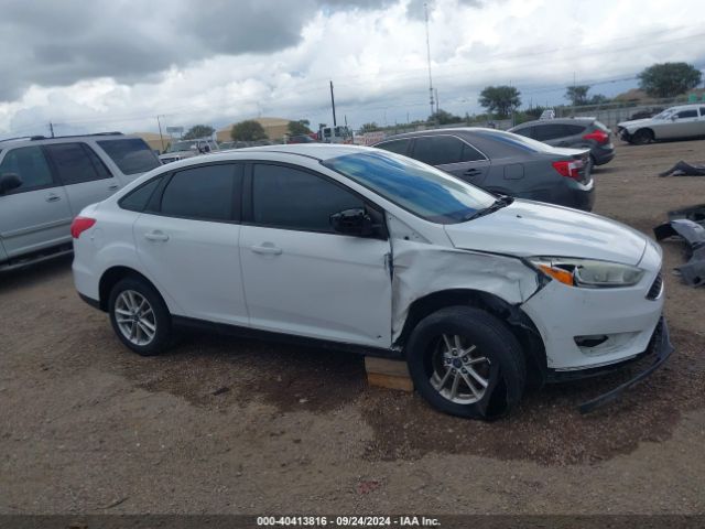 1FADP3F28FL262014 Ford FOCUS SE