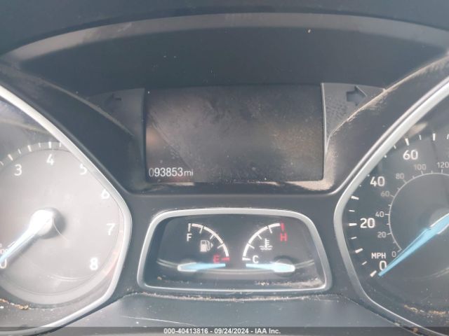 1FADP3F28FL262014 Ford FOCUS SE