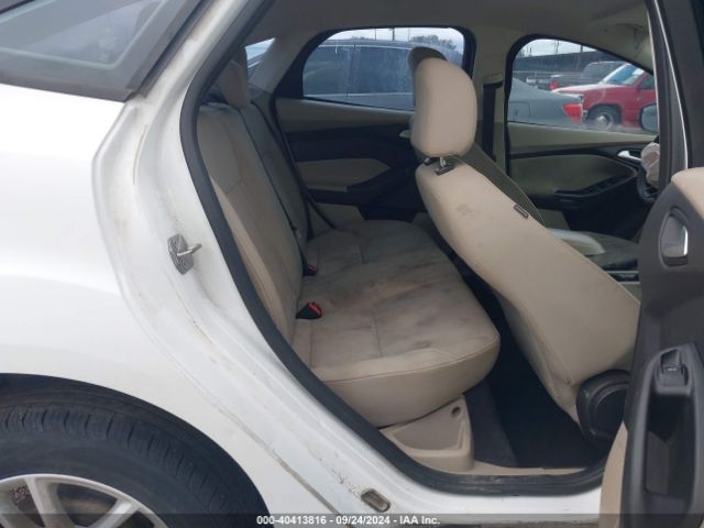 1FADP3F28FL262014 Ford FOCUS SE