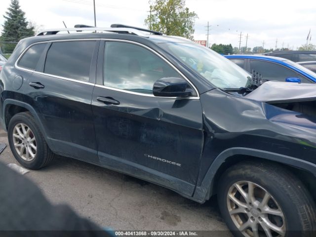 1C4PJMCB8FW515706 Jeep Cherokee Latitude