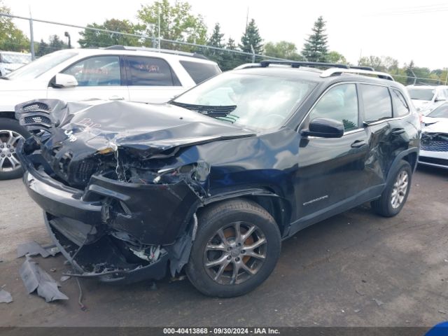 1C4PJMCB8FW515706 Jeep Cherokee Latitude