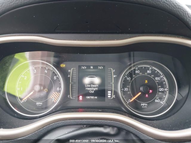 1C4PJMCB8FW515706 Jeep Cherokee Latitude