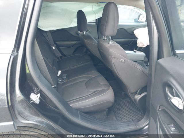1C4PJMCB8FW515706 Jeep Cherokee Latitude