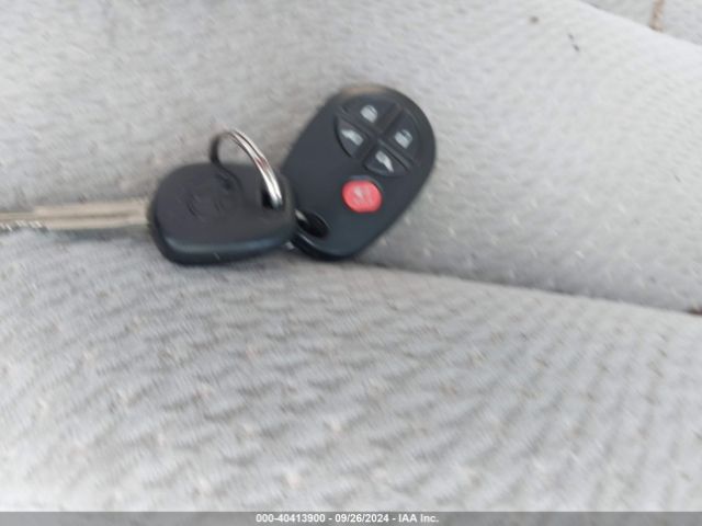 5TDKK3DC5ES519803 Toyota Sienna Le V6 8 Passenger
