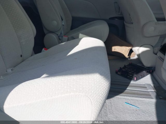 5TDKK3DC5ES519803 Toyota Sienna Le V6 8 Passenger