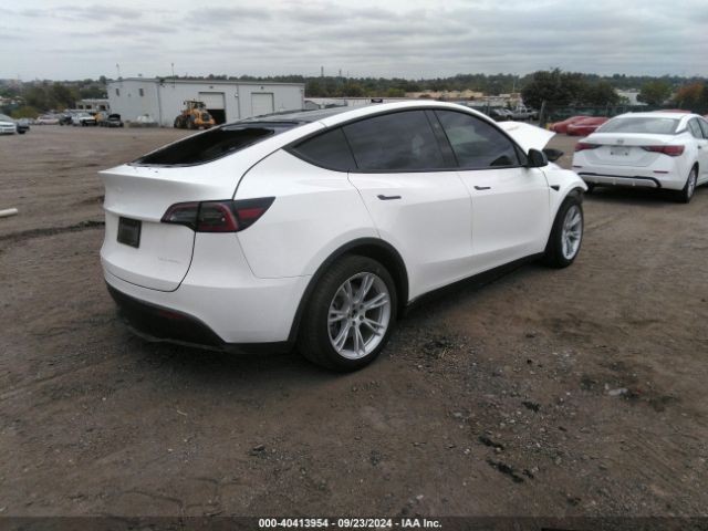 7SAYGDEE9PA163557 Tesla Model Y