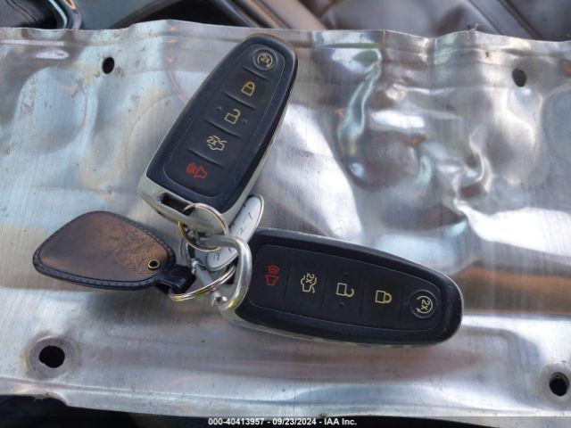 1LNHL9DK1GG602087 Lincoln MKS
