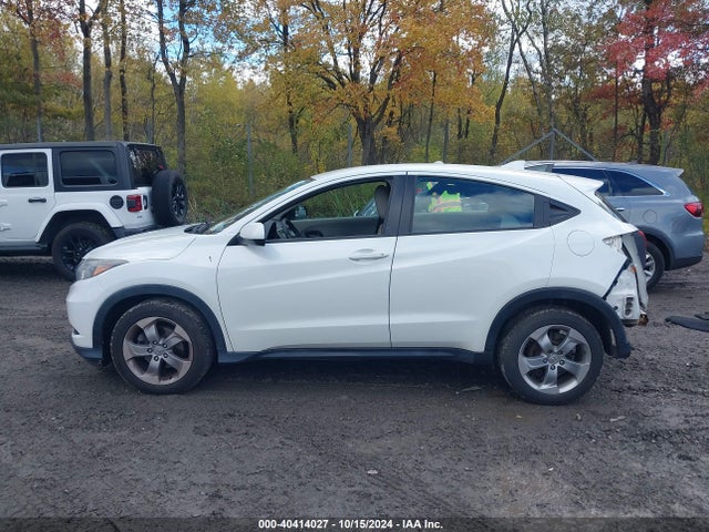 Honda HR-V LX 2017 3CZRU6H39HM706285 Image 14