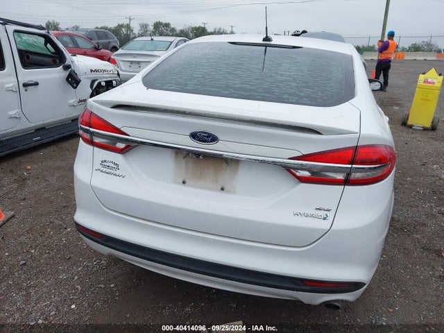 Ford Fusion Hybrid Se 2018 3FA6P0LU4JR124607 Image 17