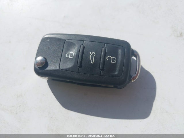 WVGBV3AX1EW047125 Volkswagen Tiguan R-line