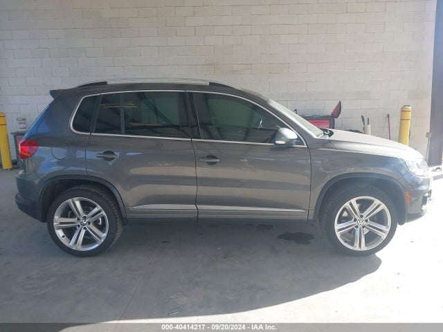WVGBV3AX1EW047125 Volkswagen Tiguan R-line