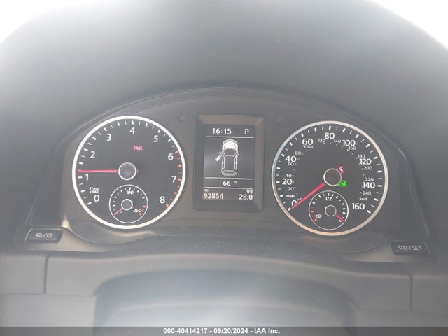WVGBV3AX1EW047125 Volkswagen Tiguan R-line