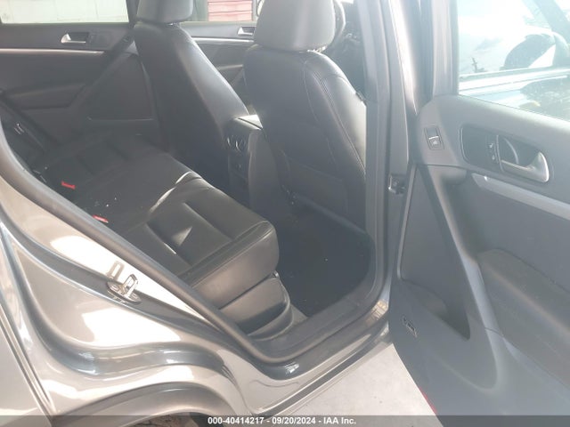 WVGBV3AX1EW047125 Volkswagen Tiguan R-line