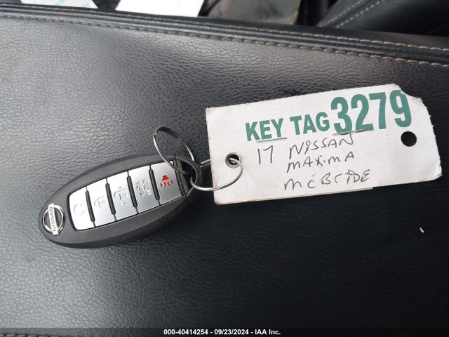 Nissan 2017 2017 1N4AA6AP6HC377240 Image 11