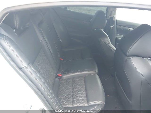 Nissan 2017 2017 1N4AA6AP6HC377240 Image 8